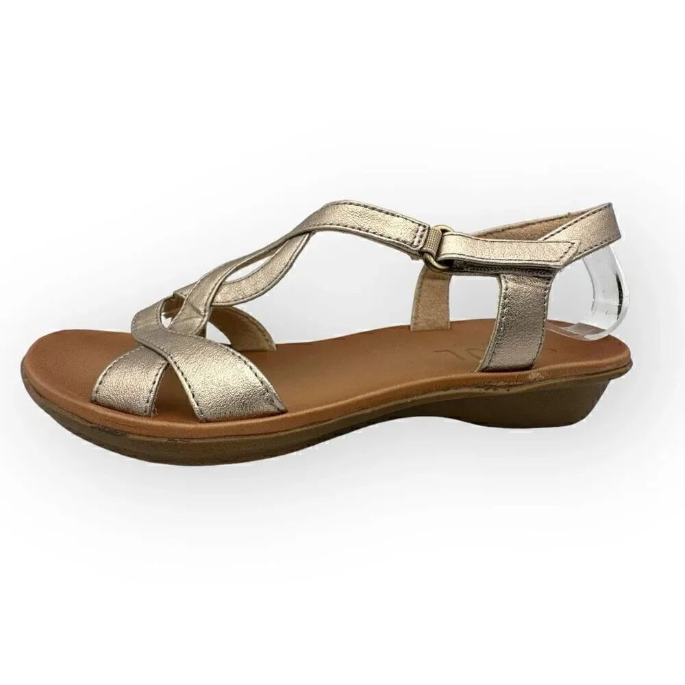 NWOT Soul by Naturalizer Solo Sandals Gold Womens 6